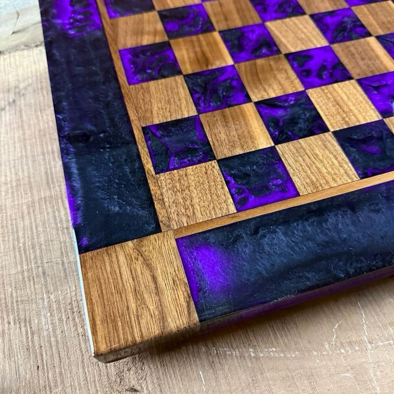 Purple Haze Black Onyx Walnut Chess Board with Border - INCLUDES PIECES