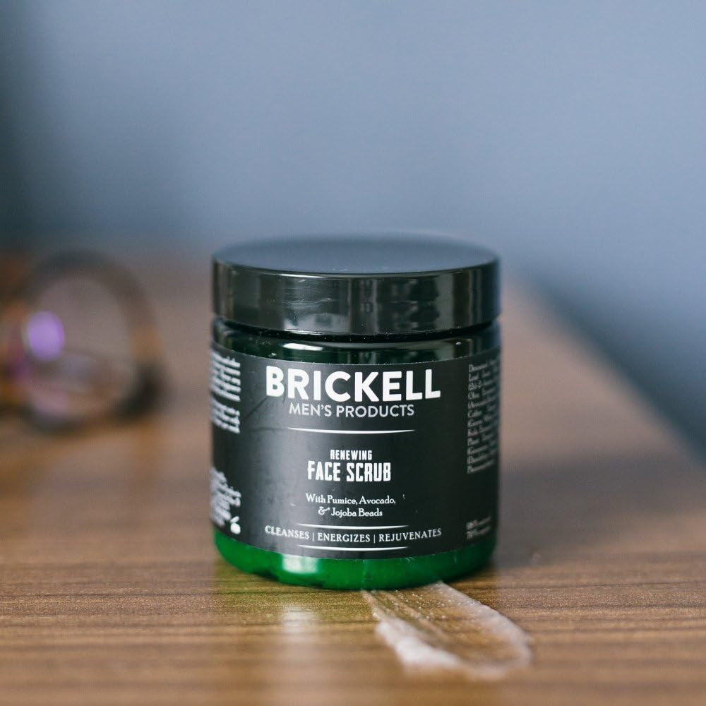 Brickell Men'S Scrub Viso Rinnovatore per Uomo, Naturale E Biologico, Scrub Viso Esfoliante Formulato Con Perline Di Jojoba, Extra Di Caffè E Pomice, 118Ml, Profumato